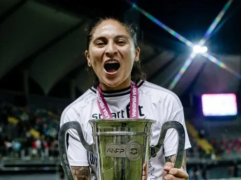 La felicidad de Acuña tras confirmar su renovación con Colo Colo femenino