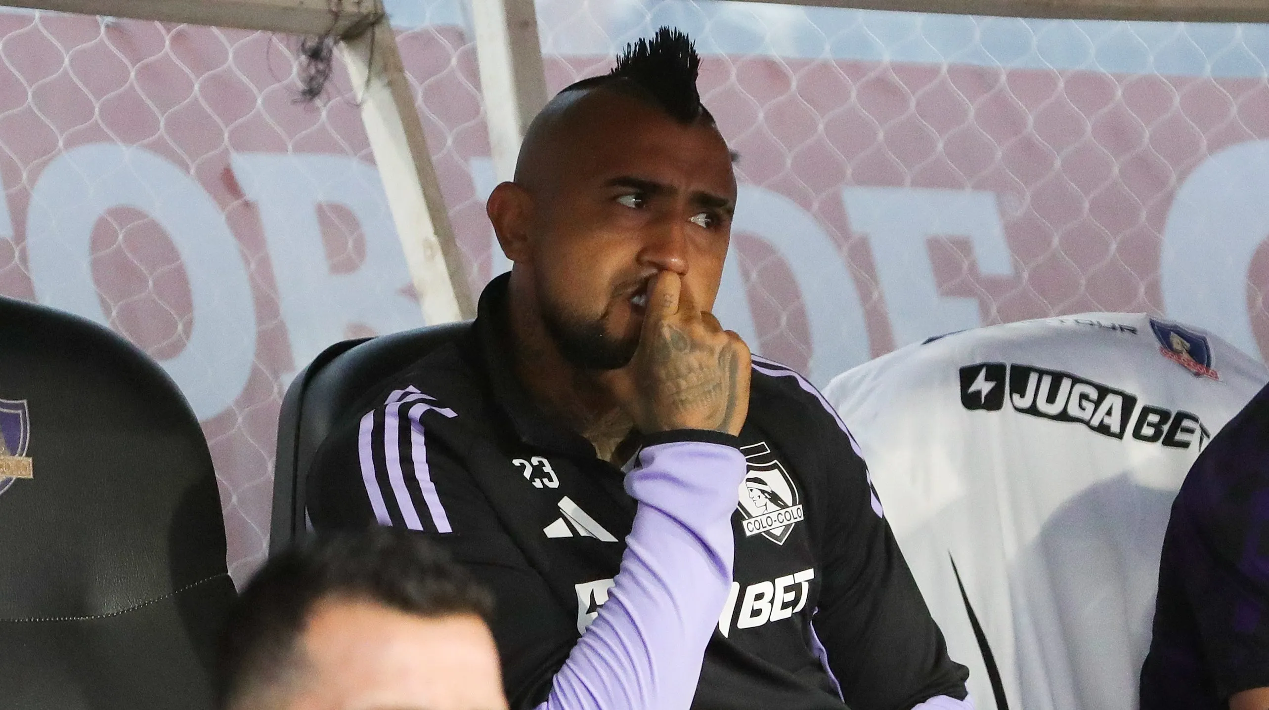 Arturo Vidal vive sus vacaciones en Colombia.,