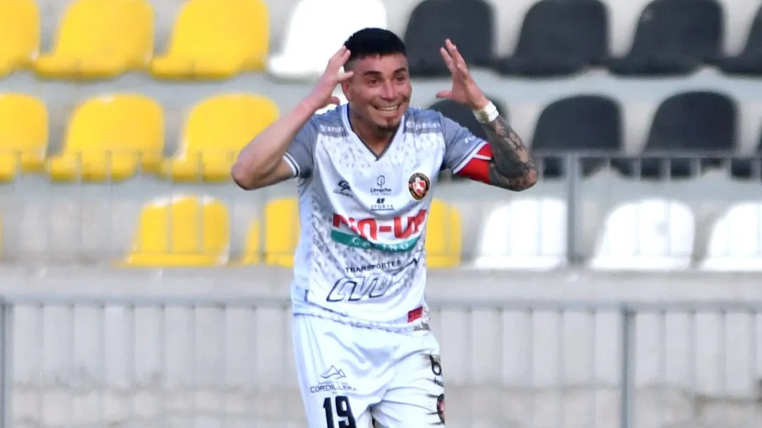 A Popín Castro se le abre la puerta de Colo Colo nuevamente.