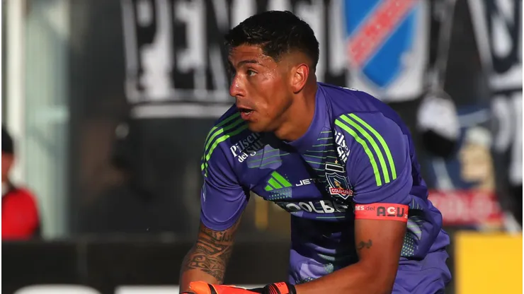 Brayan Cortés todavía no puede salir de Colo Colo.