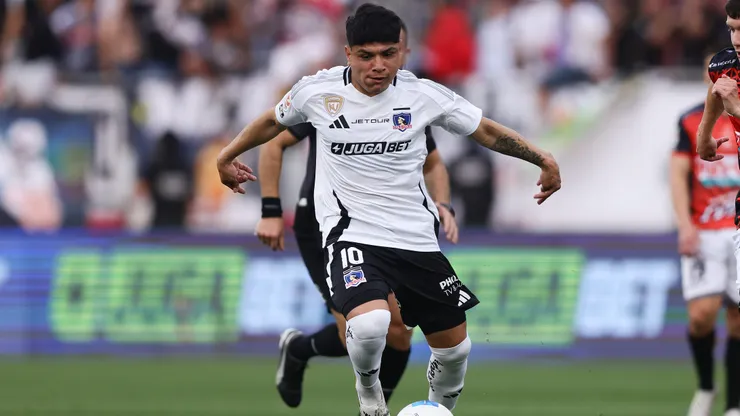Claudio Aquino cambia de dorsal en Colo Colo.