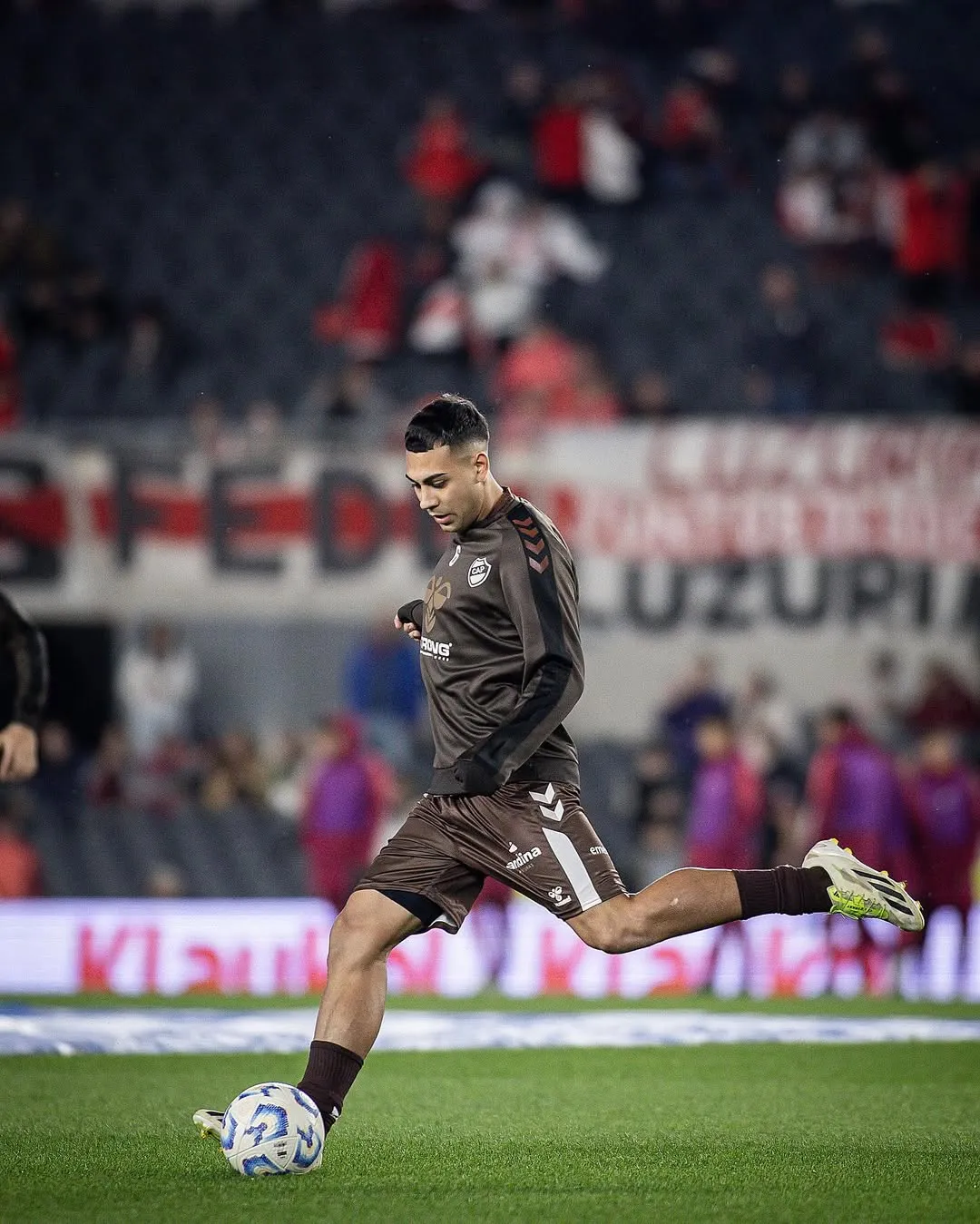 Platense se despidió de Óscar Salomón.Imagen: Instagram Óscar Salomón