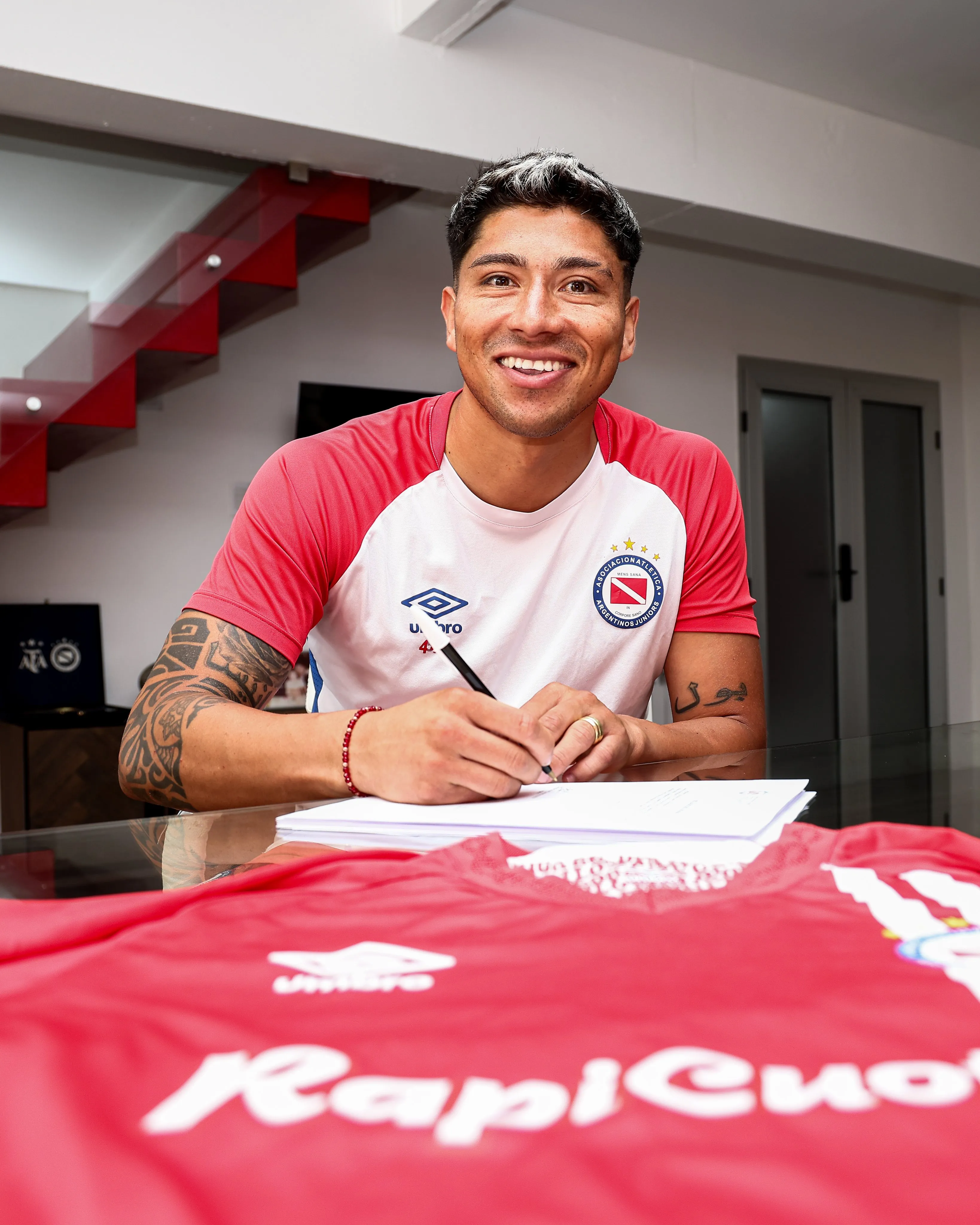 Brayan Cortés es confirmado como nuevo portero de Argentinos Juniors.Imagen: X de Argentinos Juniors