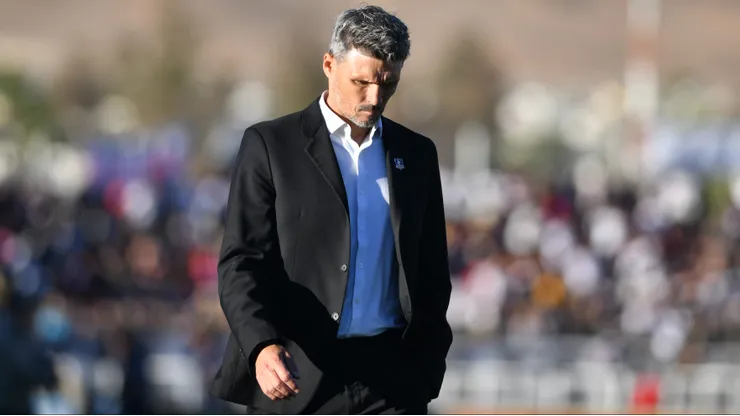 Preocupación para Fernando Ortiz en Colo Colo.