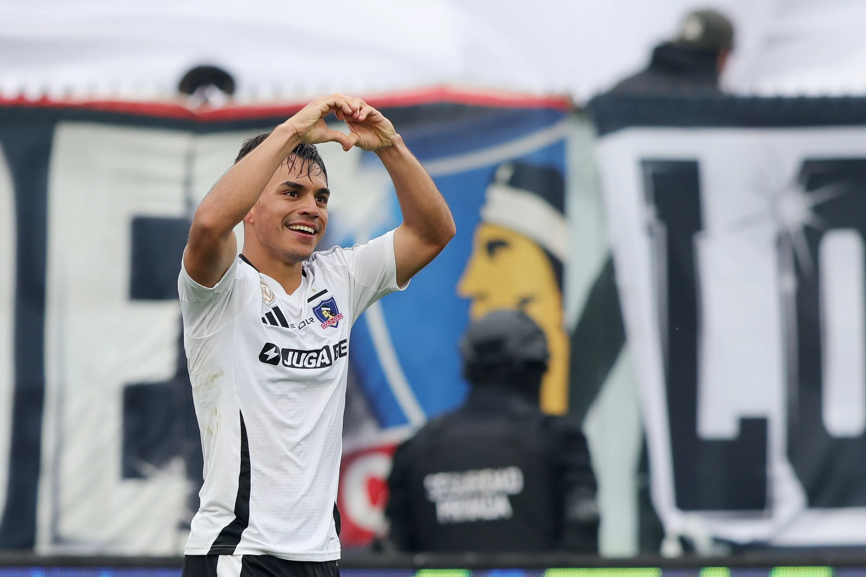 Vicente Pizarro dejará Colo Colo para ser transferido a Rosario Central | Foto: Photosport