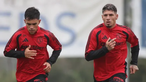 Esta tarde se debería confirmar las salidas de Pizarro y Saldivia de Colo Colo.