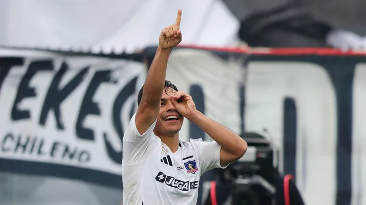 Oficial: Vicente Pizarro deja Colo Colo y es presentado en Rosario Central.