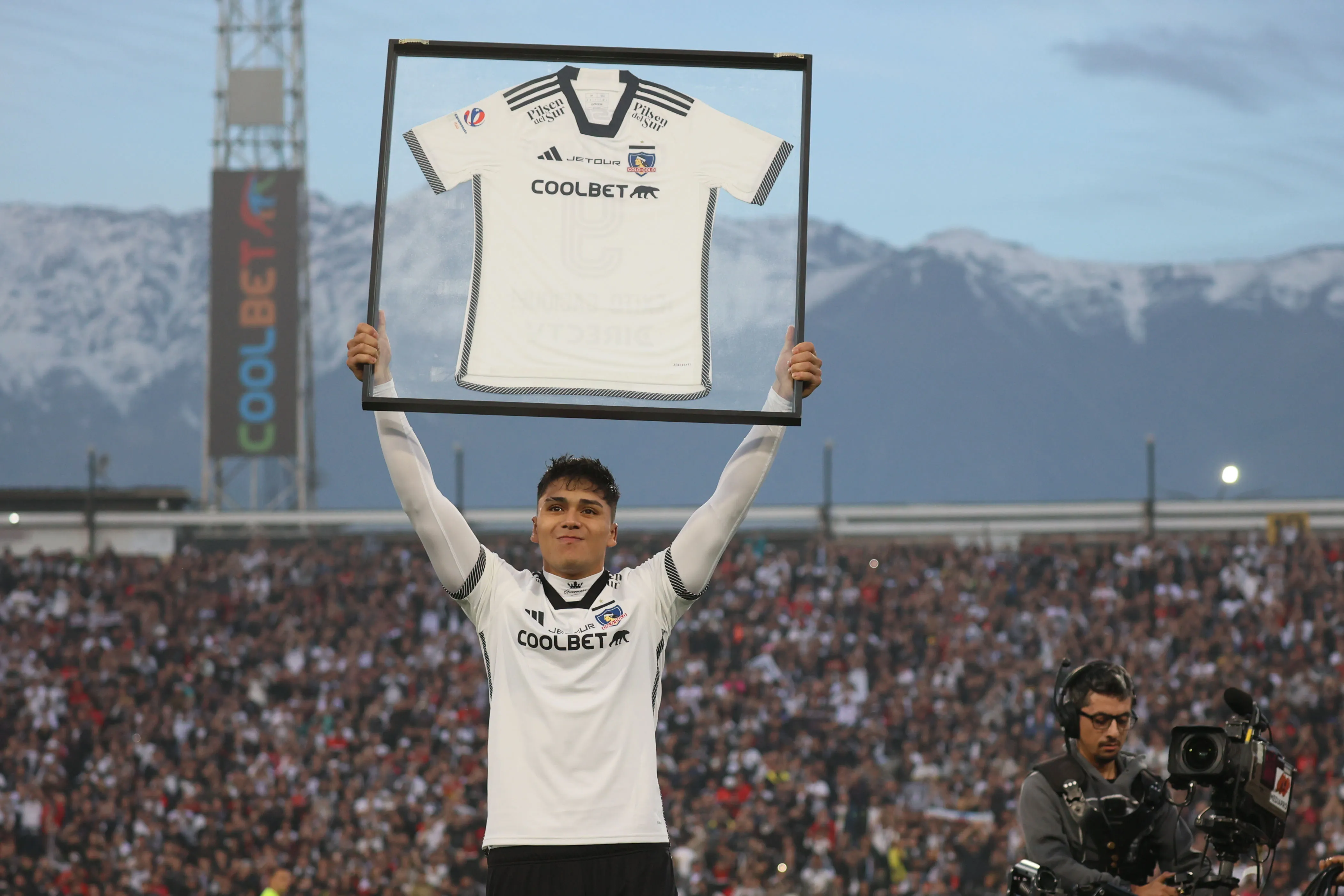 Damián Pizarro no es la única opción que manejan en Colo Colo.Imagen: Dragomir Yankovic /Photosport