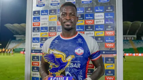 La rompió en Colombia y se analiza como refuerzo de Colo Colo: ¿Quién es Carlos Lucumí?