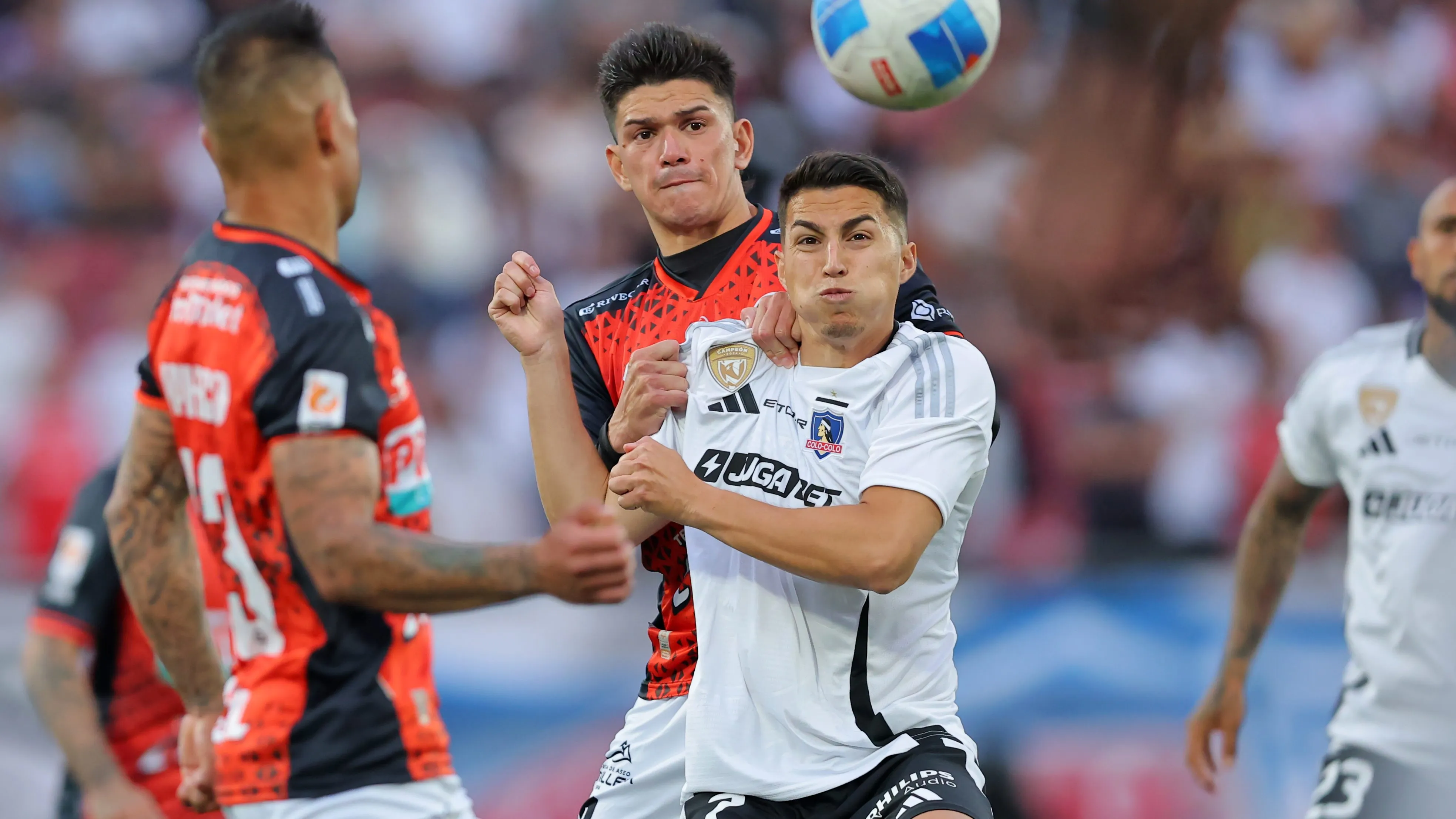 Jonathan Villagra asoma como titular