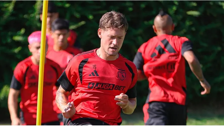 Colo Colo prepara su debut ante Olimpia.