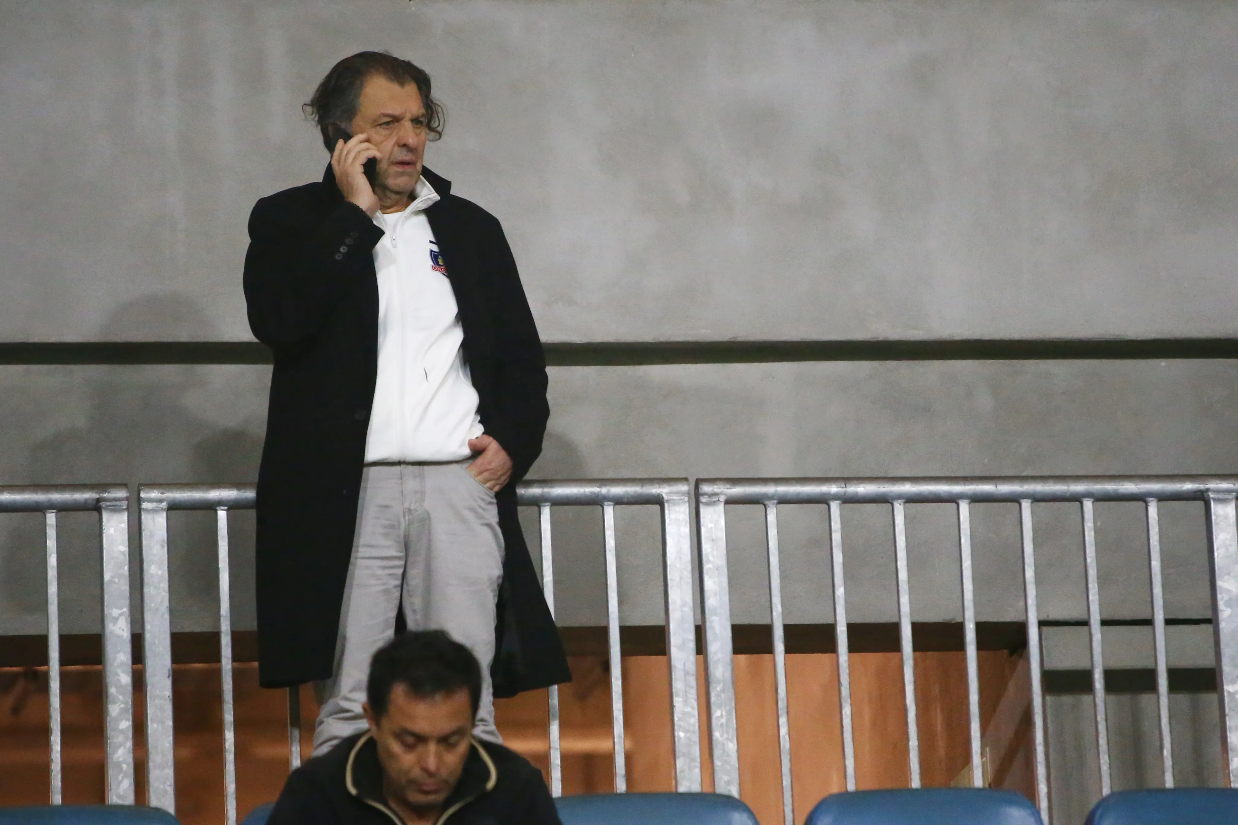 Aníbal Mosa se quedó en Chile para estar presente en la reunión de directorio del viernes | Foto: Photosport