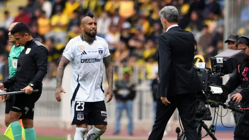 El nuevo rol que tendrá Arturo Vidal en el Colo Colo de Fernando Ortiz.