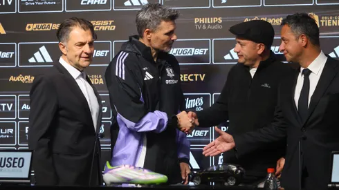 Colo Colo sigue buscando a un centrodelantero.