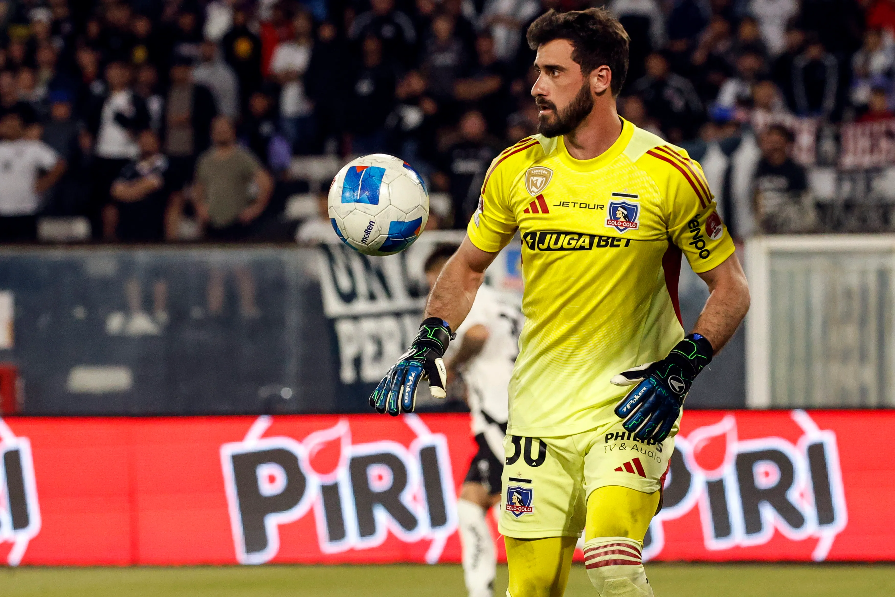Fernando de Paul será capitán de Colo Colo ante Olimpia.Imagen: Diego Martin/Photosport