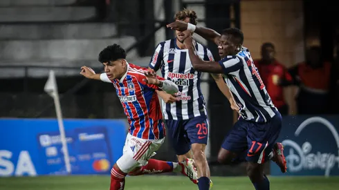 Colo Colo cae con Alianza y suma su primera derrota en el torneo.