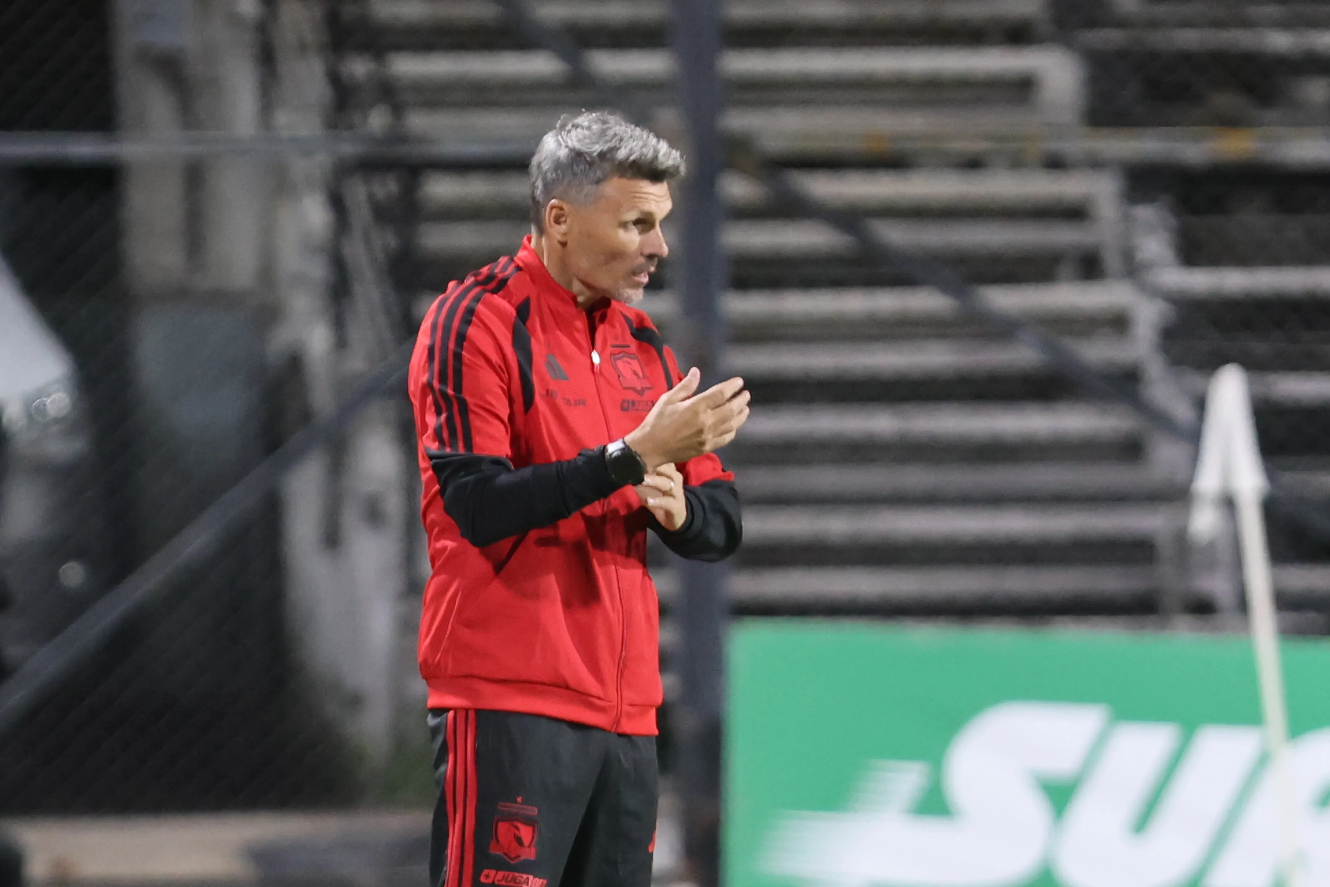 Fernando Ortiz conforme con el rendimiento de Colo Colo.