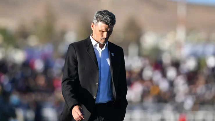 ¿Debe preocupar? La racha de partidos sin ganar que lleva Colo Colo con Fernando Ortiz.