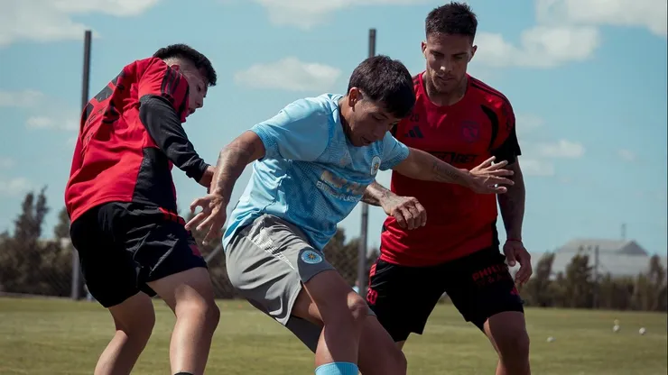 Colo Colo perdió contra el equipo de Salomón Rodríguez.