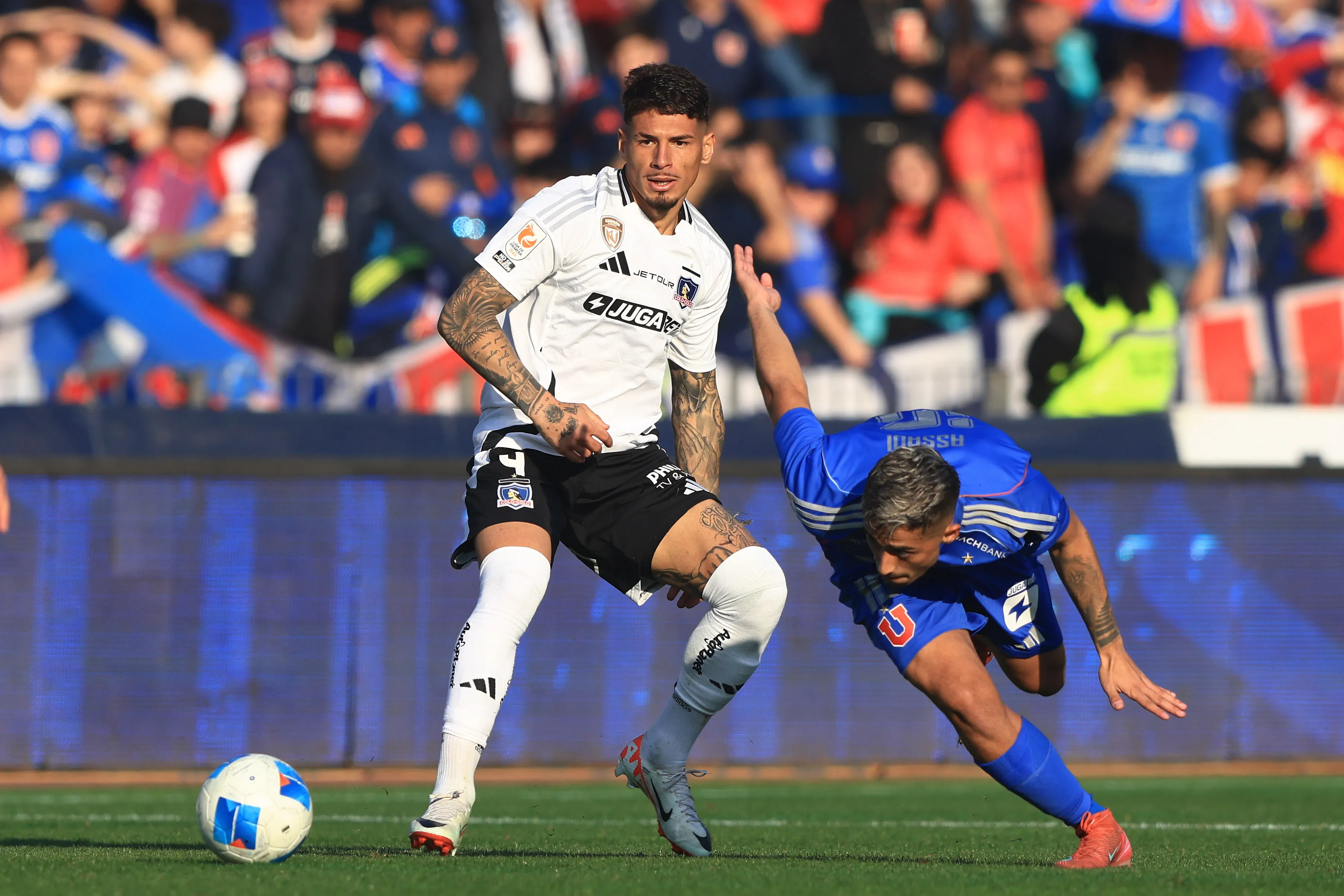 Los montos que recibió Colo Colo por la venta de Alan Saldivia al Vasco da Gama.Imagen: Felipe Zanca/Photosport