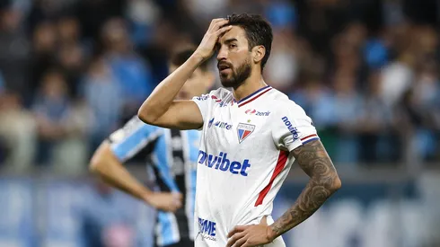 El incómodo arribo de Juan Martín Lucero a Chile por una hincha de Colo Colo
