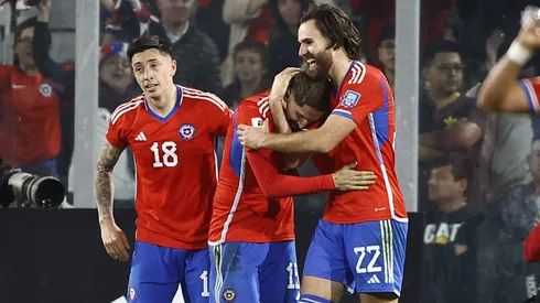 Los volantes que aparecen en la órbita de Colo Colo.
