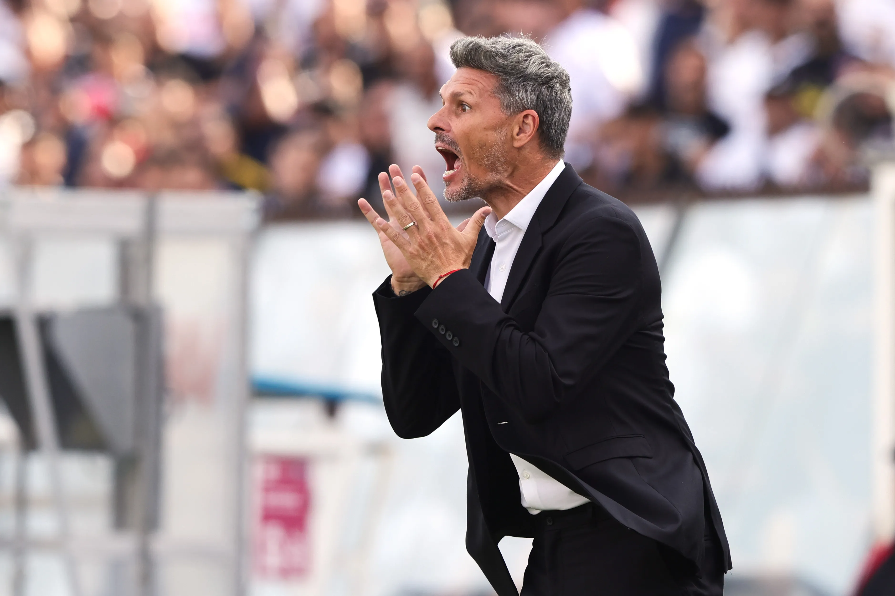 La postura de Fernando Ortiz por el nuevo portero de Colo Colo. Imagen: Felipe Zanca/Photosport