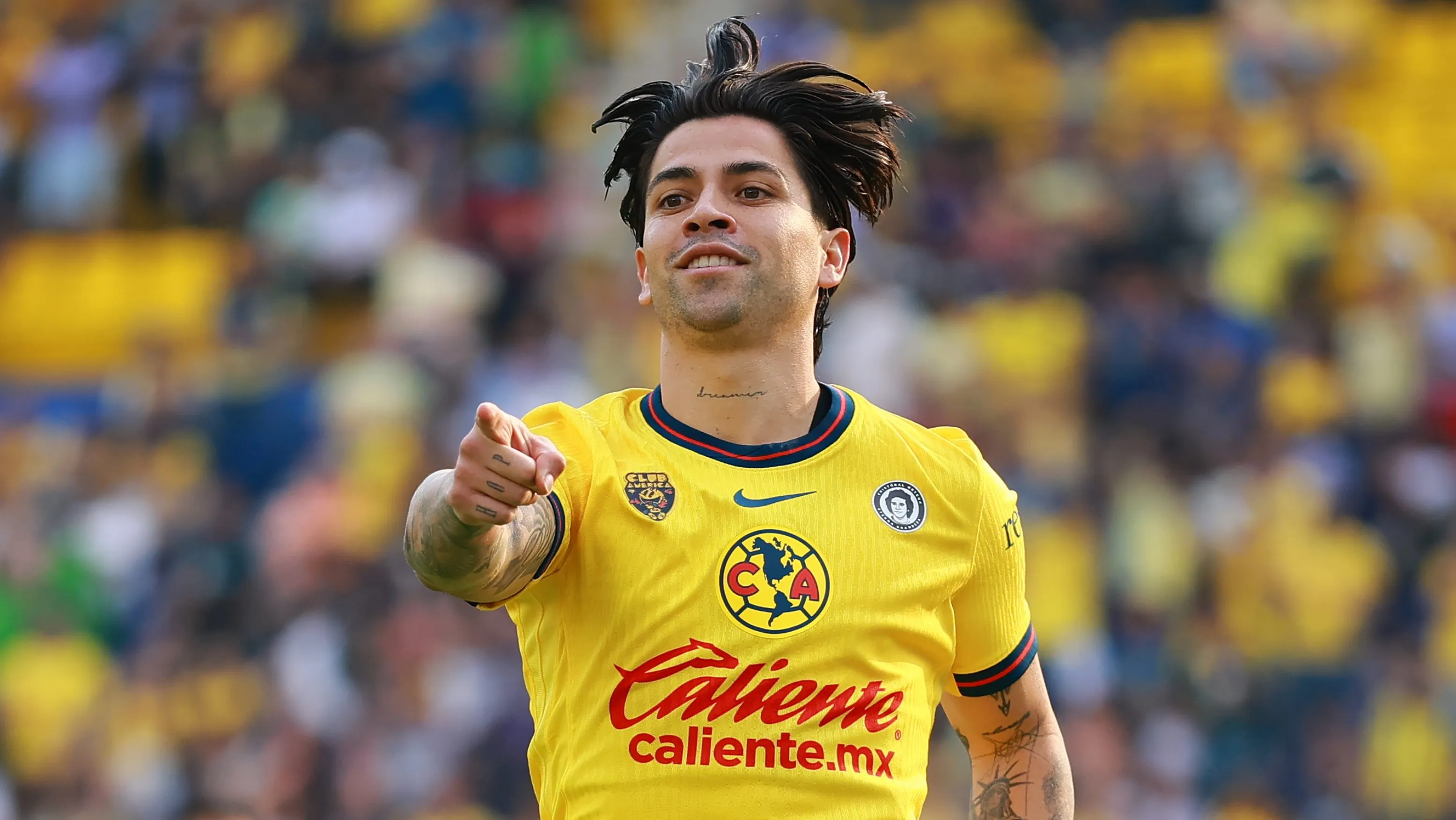 Colo Colo busca a Víctor Dávila como refuerzo.