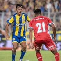 La reacción de los hinchas de Rosario al debut de Pizarro en Argentina