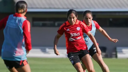 Chile Femenino enfrenta a Estados Unidos por un amistoso.