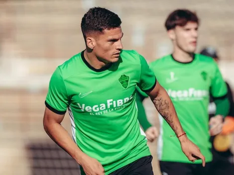 Lucas Cepeda saca aplausos con golazo en Elche