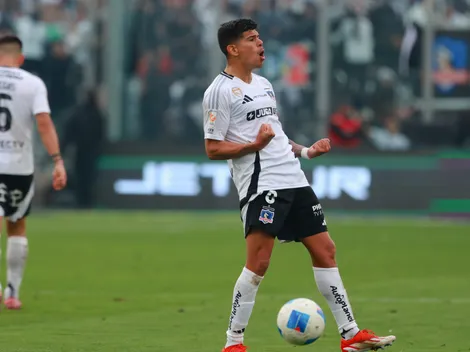 Pavez gana sus primeros elogios en Perú tras una complicada salida