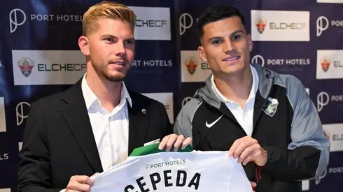 Lucas Cepeda se acuerda de Colo Colo en su presentación en el Elche de España.