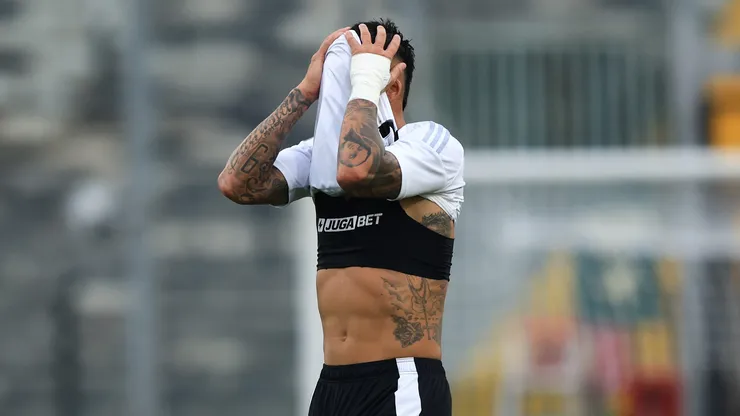 Alerta en Colo Colo: la razón legal tras el inesperado regreso de jugadores cortados.