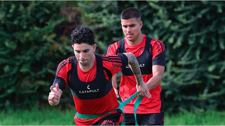 ¿Cómo podría formar Colo Colo con Pastrán y Madrid?