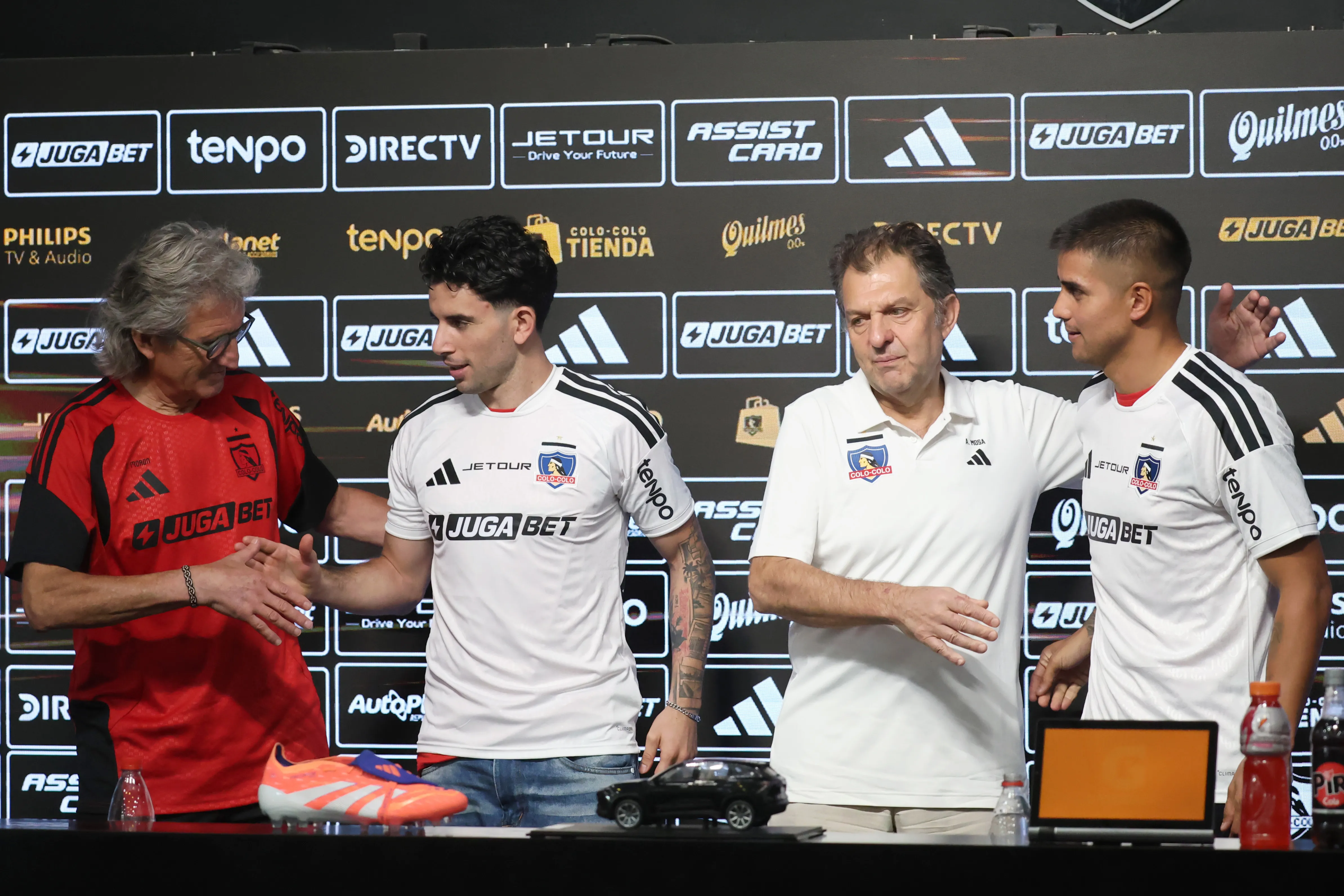 Álvaro Madrid y Lautaro Pastrán ya entrenan en Colo Colo