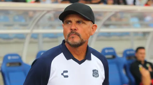 DT de Everton lamenta dura noticia antes de enfrentar a Colo Colo.