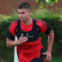 No son 350 mil: El monto que Colo Colo acordó para comprar a Álvaro Madrid