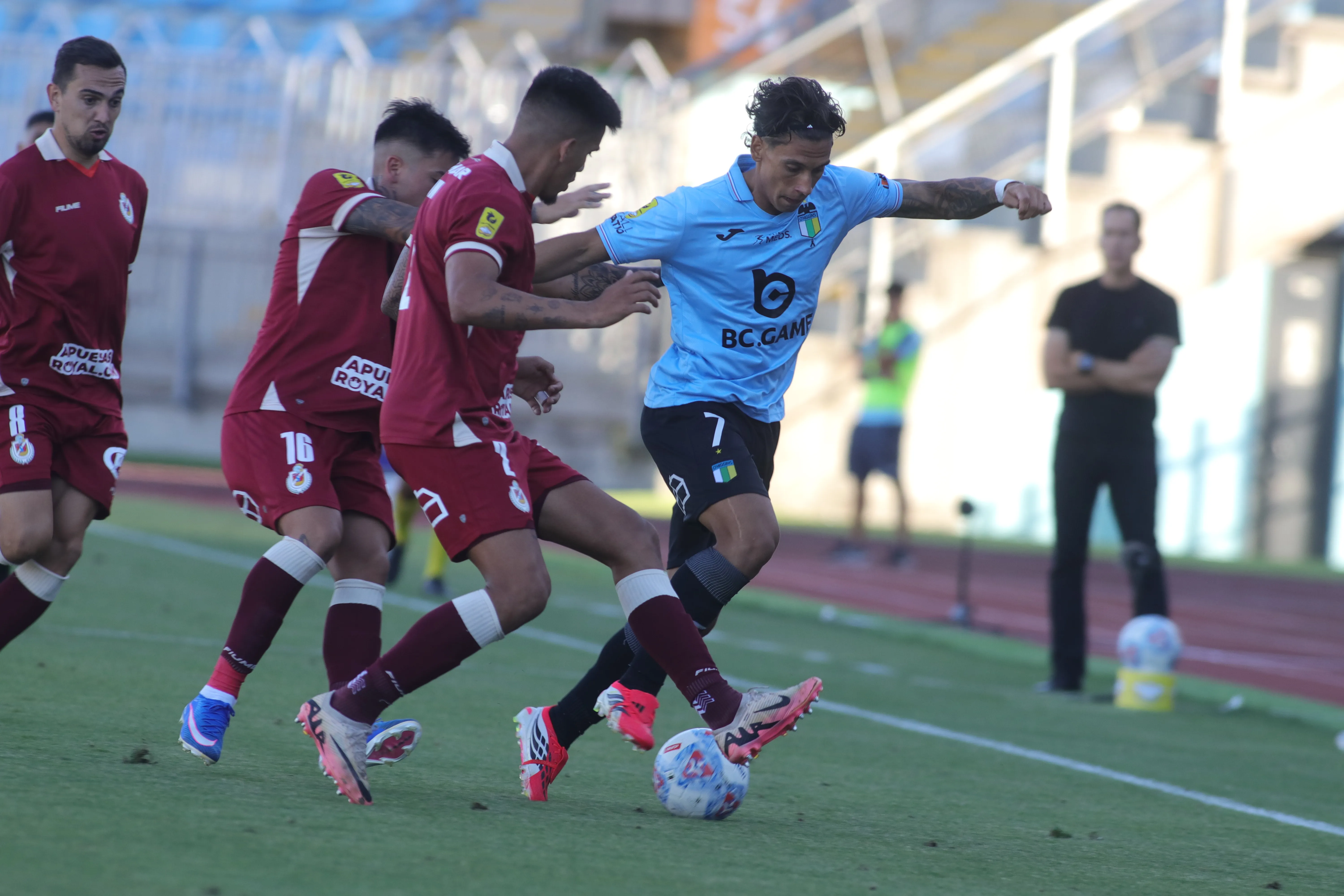O’Higgins y La Serena se enfrentaron por la Liga de Primera.Imagen: Jorge Loyola/Photosport