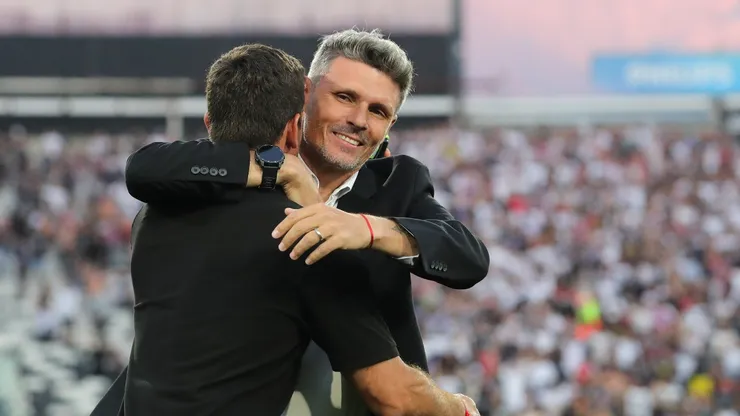 La gran noticia que recibe Fernando Ortiz y Colo Colo tras el triunfo ante Everton