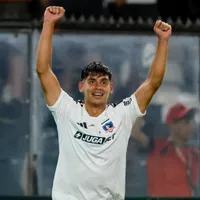 Carlos Caszely saca pecho por la cantera de Colo Colo