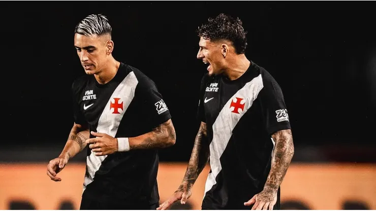 Alan Saldivia suma elogios de su DT.