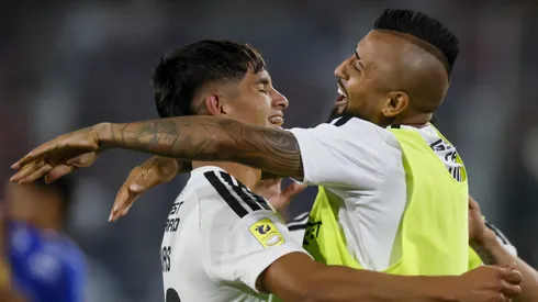 Arturo Vidal llena de elogios a Yastin Cuevas y le pone sus fichas en Colo Colo.

