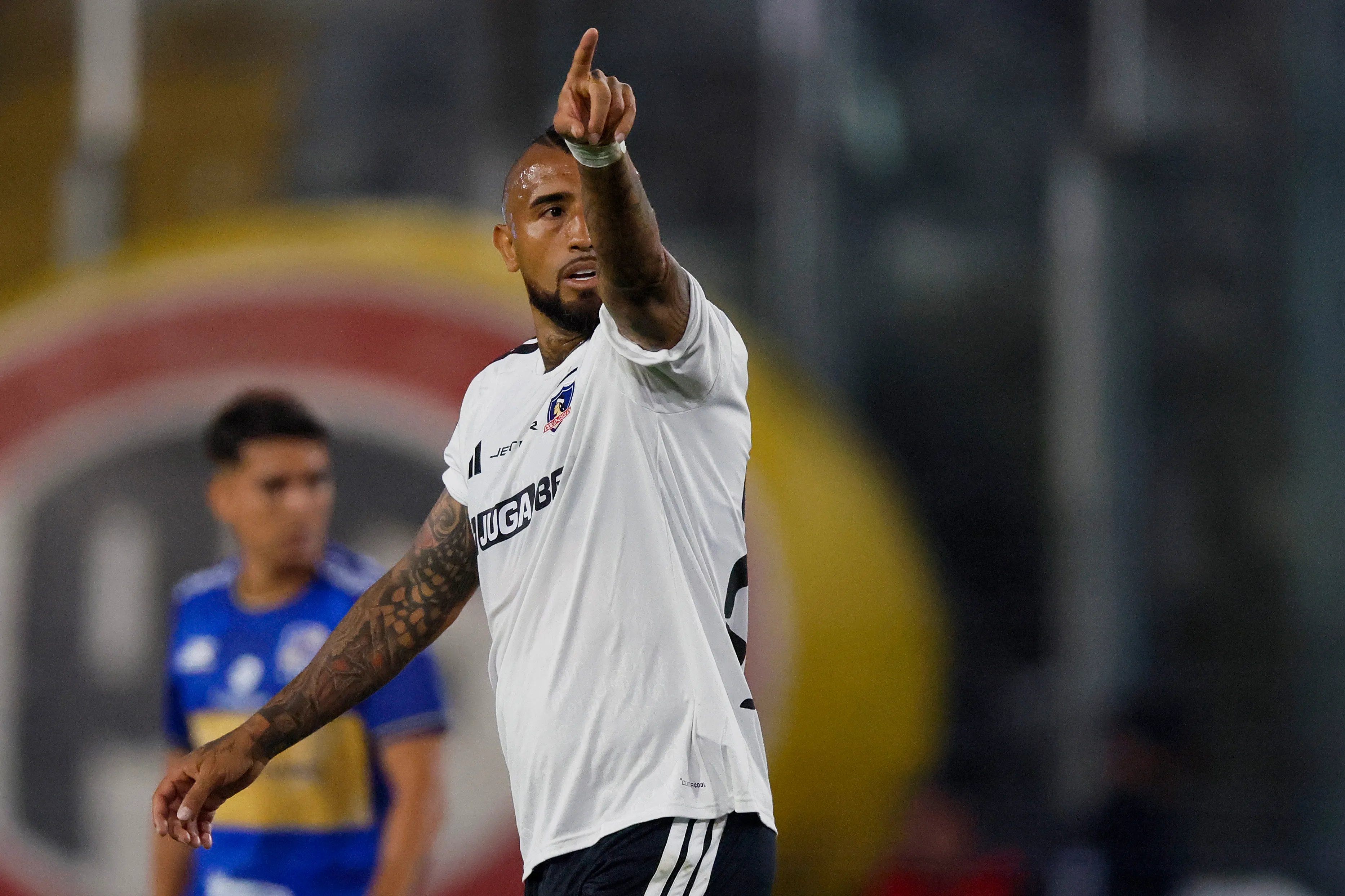 Arturo Vidal fue protagonista en el triunfo de Colo Colo vs Everton.