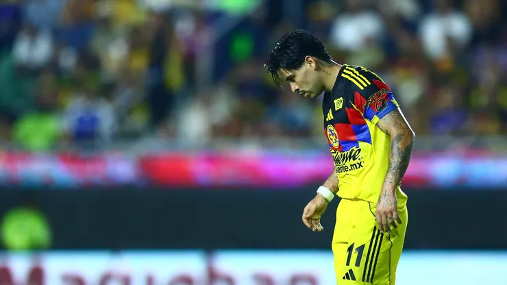 ¿Aló, Colo Colo? Las señales que entrega el América para el futuro de Víctor Dávila