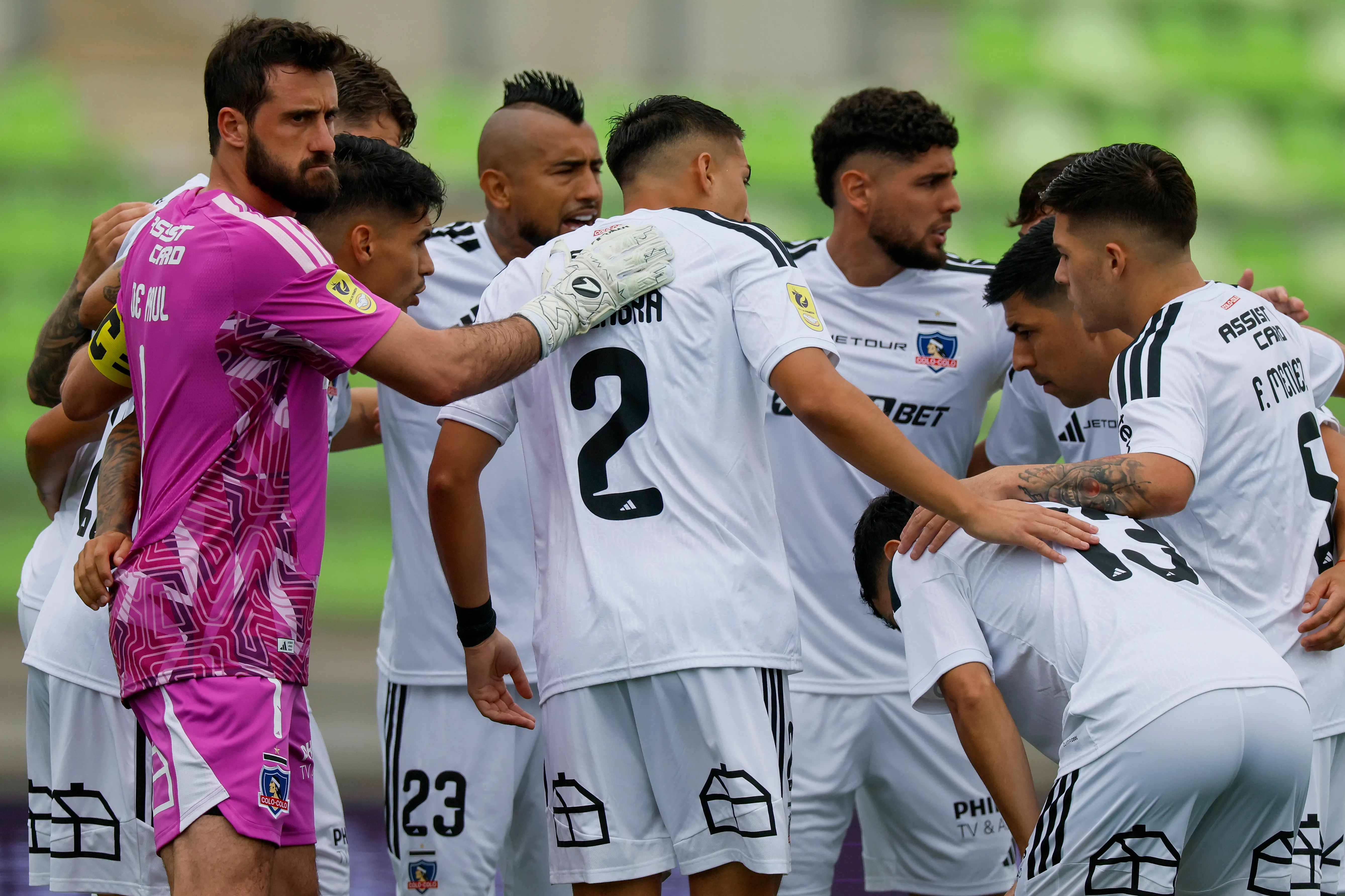 Colo Colo se debate para encontrar a su último refuerzo.