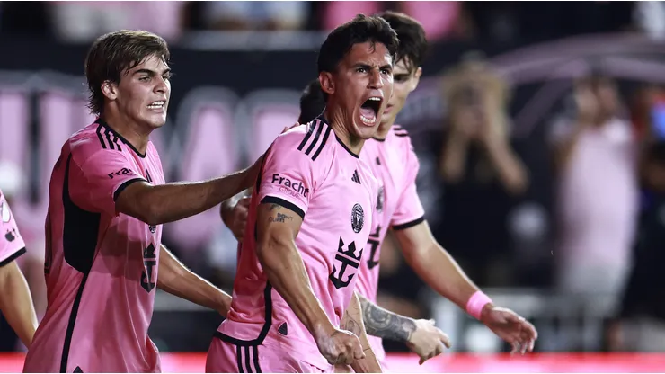 Representante de Rojas aclara su situación ante rumores con Colo Colo.