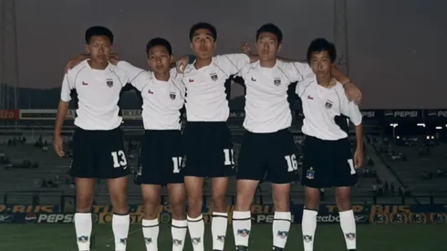 El chino que jugó en la cantera de Colo Colo y compartió con Arturo Vidal.