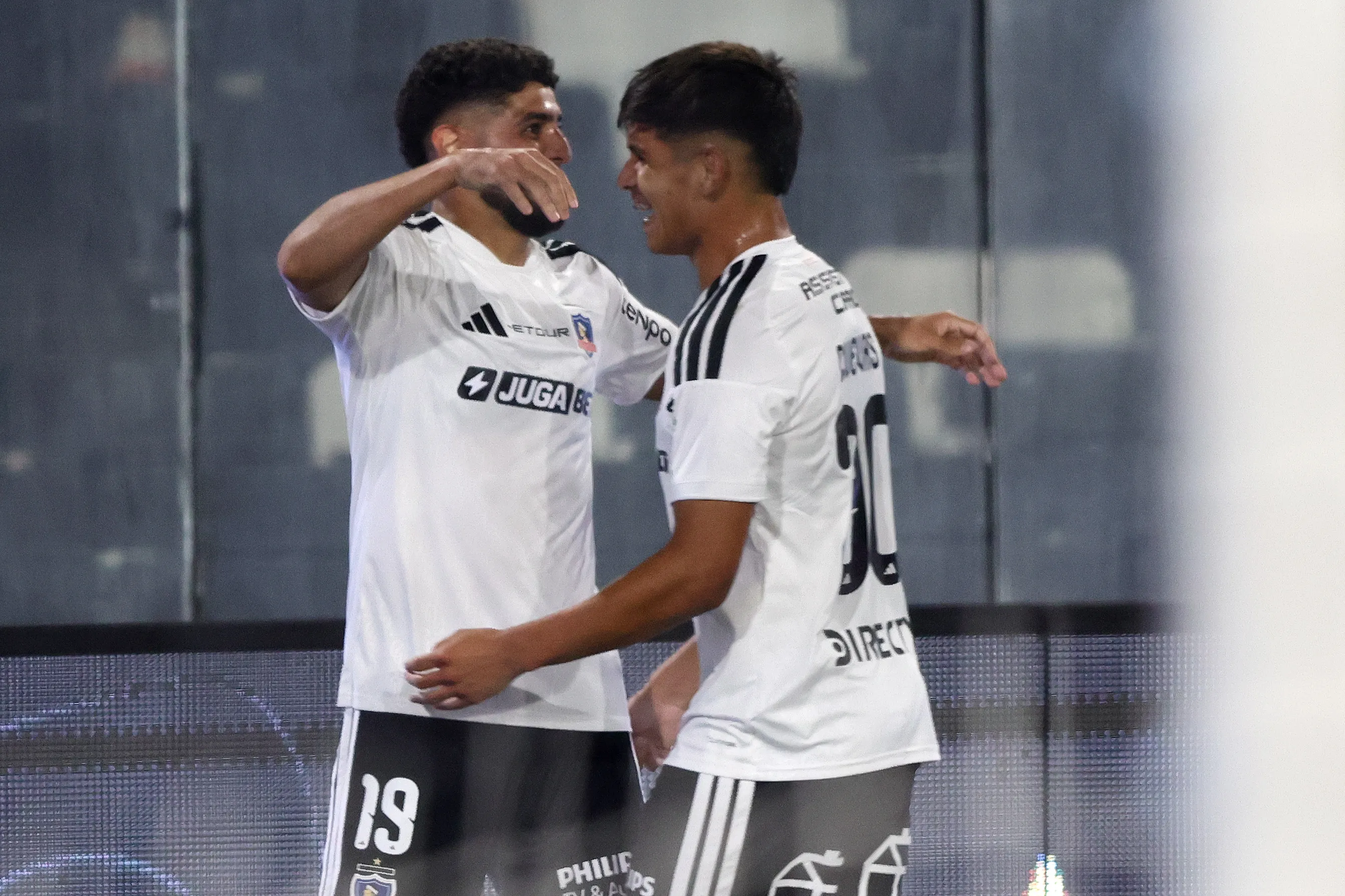 Yastin Cuevas y Maximiliano Romero fueron claves en el triunfo ante Unión La Calera. 