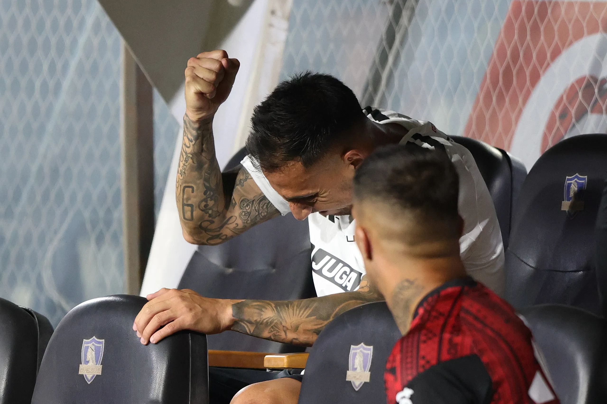 Javier Correa salió lesionado en Colo Colo.Imagen: Felipe Zanca/Photosport